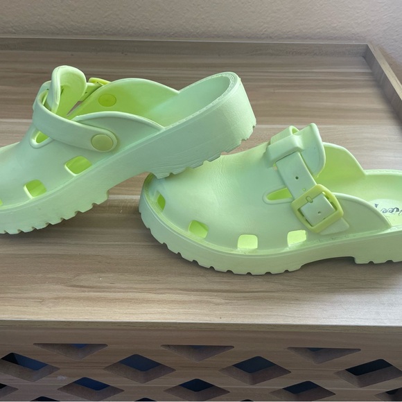 Free People Light Green Slip-On Karlie Clogs - Picture 4 of 6